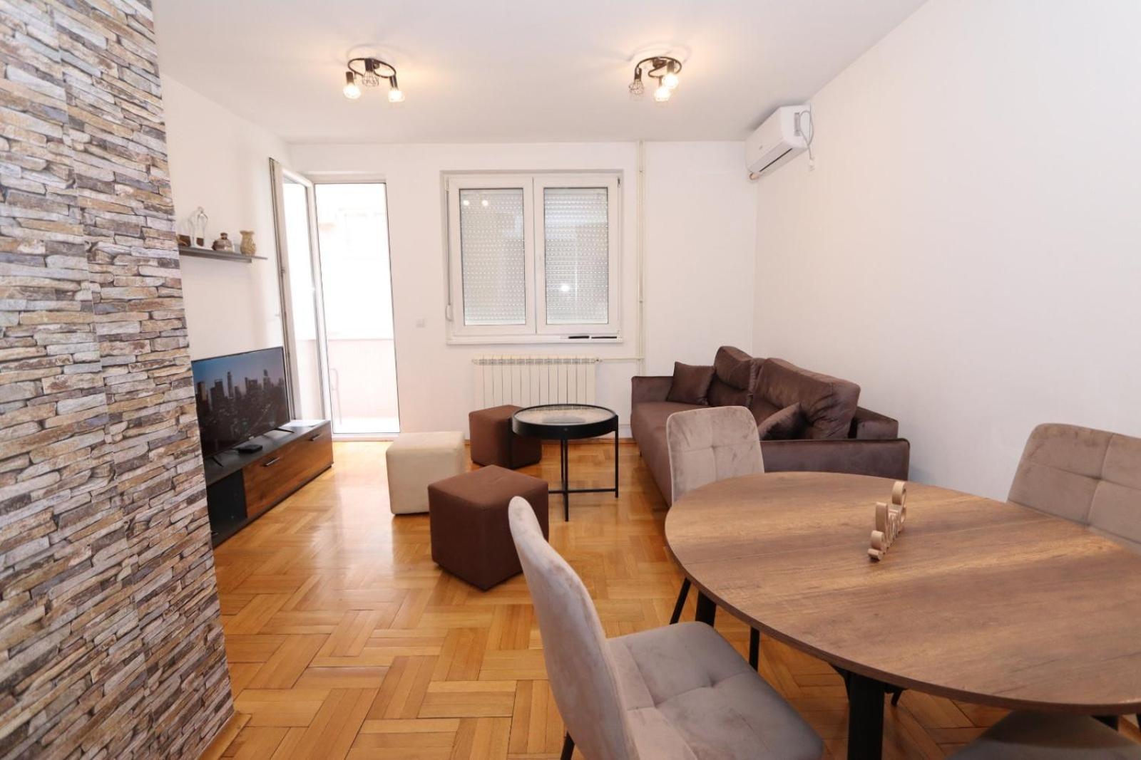 Lux Apartment Rose 2 60M2 Крагуевац Номер фото